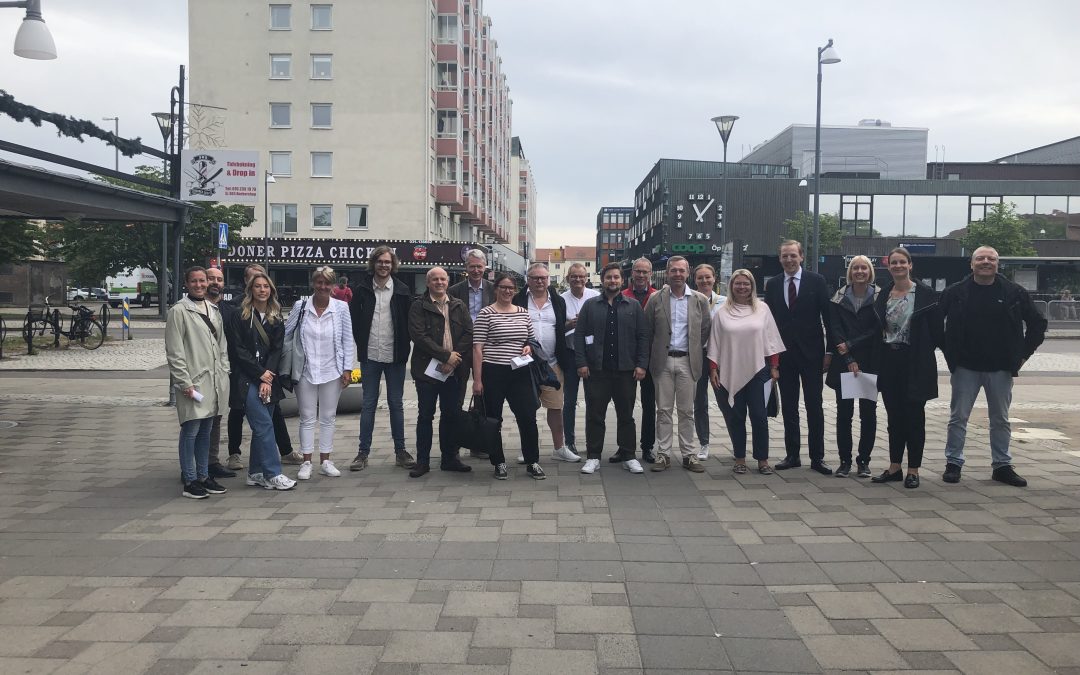 Finbesök på torget